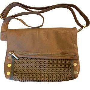 Hammitt VIP Medium Leather Purse. Lattice Pattern. Color Breeze Block Tan.